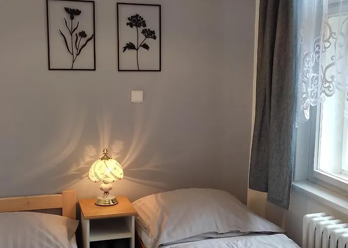 Atmospheric Quiet Apartment